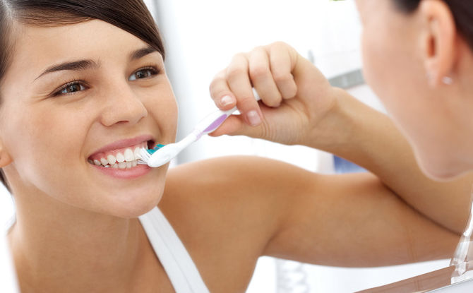 قواعد العناية بالأسنان والفم