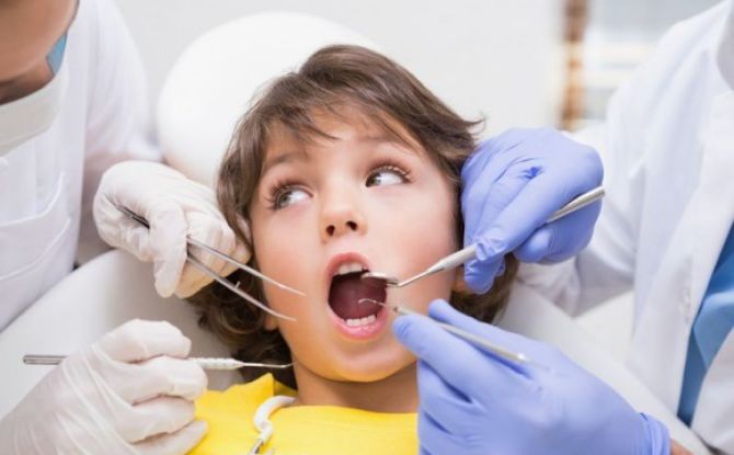 أسباب تسوس الأسنان اللبنية عند الأطفال في 1-2 سنوات